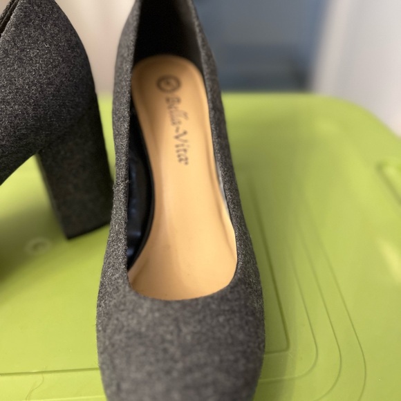 Grey fabric pumps - Picture 4 of 5